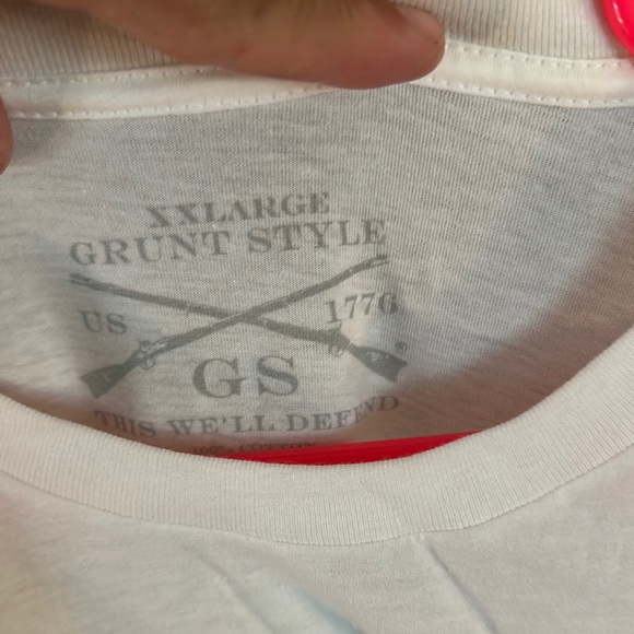 Grunt Style White Graphic Tee - Picture 2 of 2